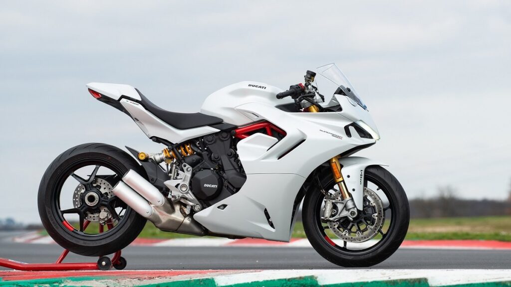 Ducati Supersport 950